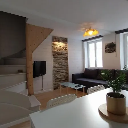 Дом отдыха Le Scailleteux, Petite Maison De Mineur, Climatisee Non Accessible Pmr